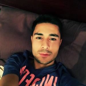 Meet your Posher, Ismail